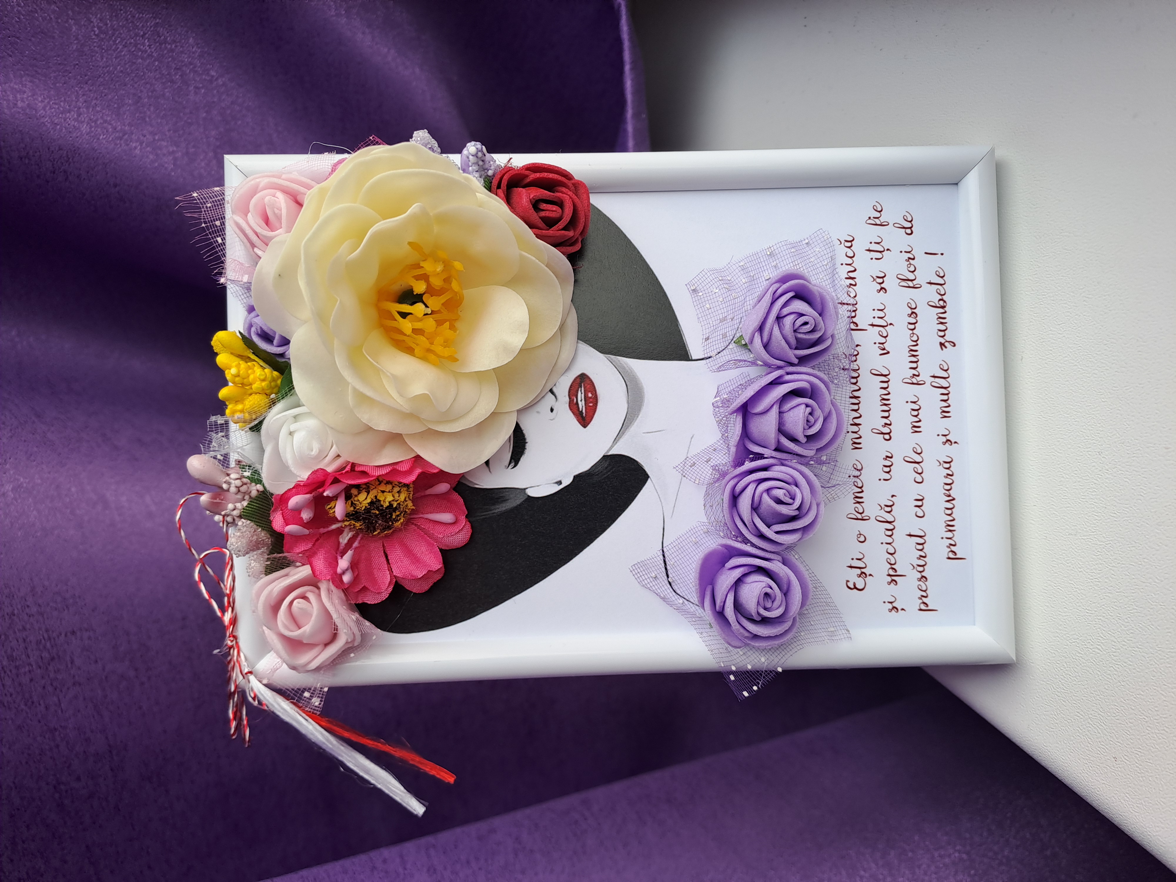 Tablou cu flori de sapun si spuma, 10x15 cm, Doamna cu palarie - Tablouri Diverse